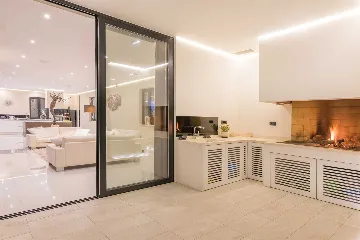 Private Seaside Villa Retreat with Pool in Vrsar