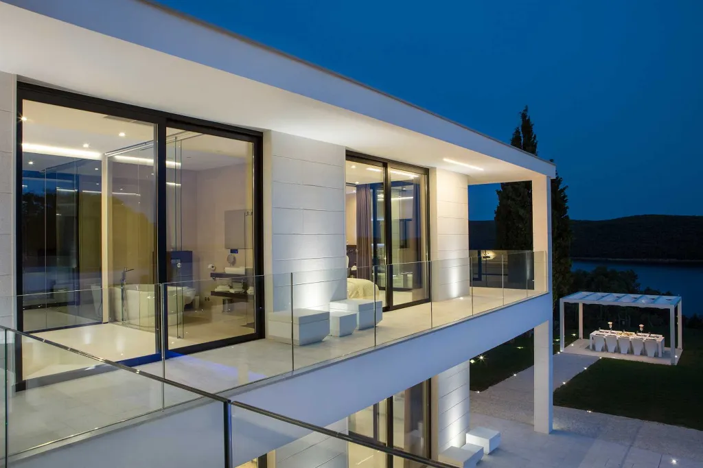 Private Seaside Villa Retreat with Pool in Vrsar