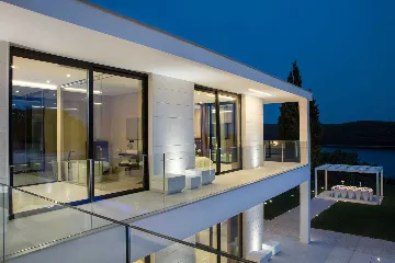 Private Seaside Villa Retreat with Pool in Vrsar