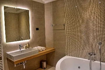 Country Villa Retreat with Pool in Pićan