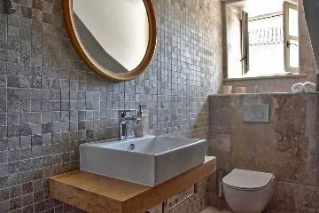 Country Villa Retreat with Pool in Pićan