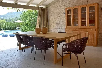Country Villa Retreat with Pool in Pićan