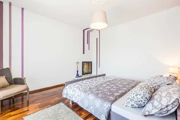 Spacious Villa Retreat with Pool in Višnjan