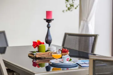 Spacious Villa Retreat with Pool in Višnjan