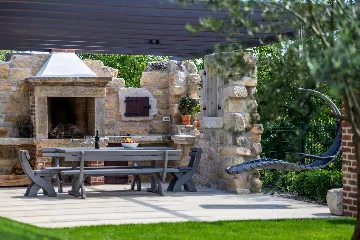 Spacious Villa Retreat with Pool in Višnjan