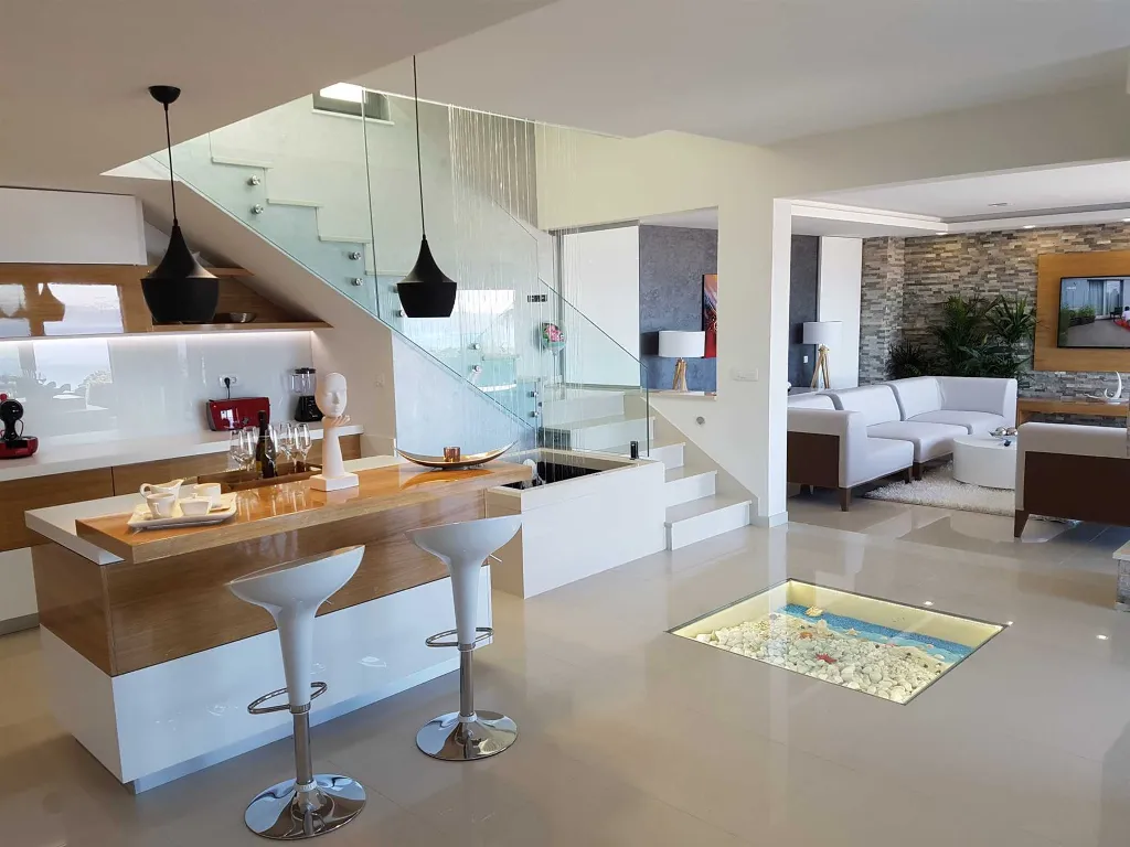 Contemporary Villa with Infinity Pool in Makarska