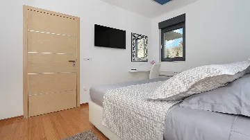 Spacious Seven-Bedroom Villa with Pools in Makarska