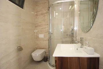 Spacious Seven-Bedroom Villa with Pools in Makarska