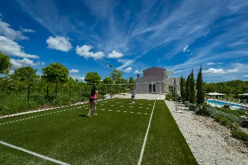 Modern 5-Bedroom Villa with Pool in Režanci