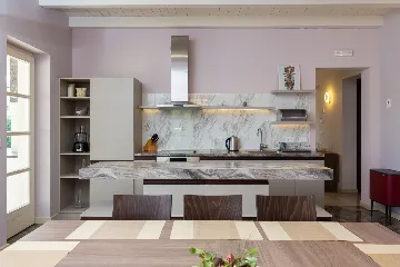 Modern Five-Bedroom Villa Retreat in Režanci