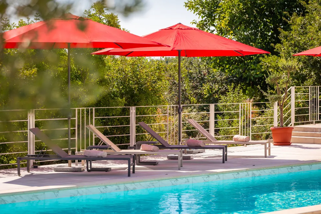 Modern Villa with Heated Pool in Režanci