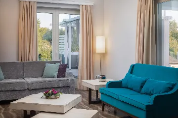 Modern Villa with Heated Pool in Režanci