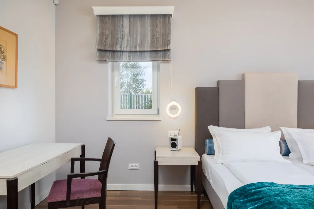 Modern Villa with Heated Pool in Režanci