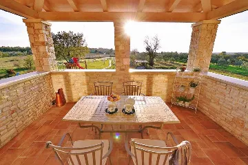 Family Villa with Pool, Tennis & Spa near Krnica