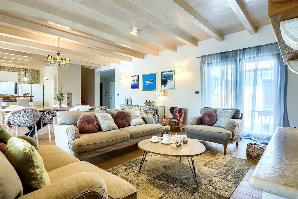 Family Villa with Pool, Tennis & Spa near Krnica