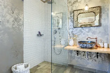 Family Villa with Pool, Tennis & Spa near Krnica