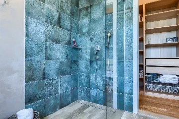 Family Villa with Pool, Tennis & Spa near Krnica