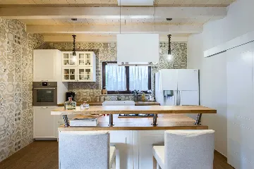 Family Villa with Pool, Tennis & Spa near Krnica