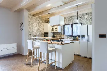 Family Villa with Pool, Tennis & Spa near Krnica