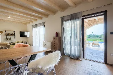 Family Villa with Pool, Tennis & Spa near Krnica