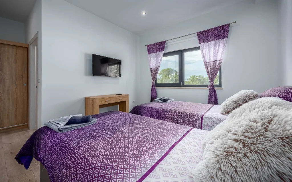 Family Villa with Heated Pool in Krnica