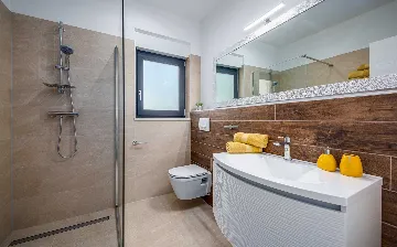 Family Villa with Heated Pool in Krnica