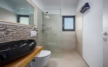 Family Villa with Heated Pool in Krnica