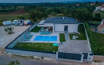 Family Villa with Heated Pool in Krnica
