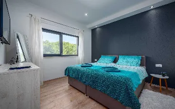 Family Villa with Heated Pool in Krnica