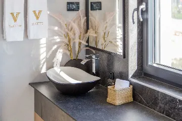 Modern 5-Bedroom Villa with Pool in Medulin