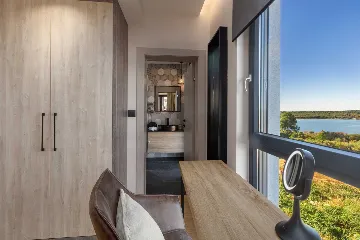 Modern 5-Bedroom Villa with Pool in Medulin