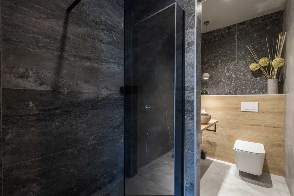 Modern 5-Bedroom Villa with Pool in Medulin