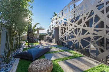 Modern 5-Bedroom Villa with Pool in Medulin