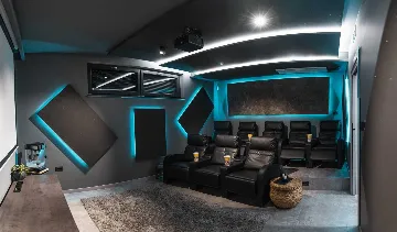 Modern 5-Bedroom Villa with Pool in Medulin