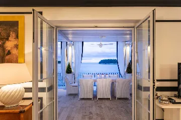 Seaside Villa Retreat with Pool in Dubrovnik