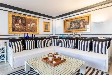 Seaside Villa Retreat with Pool in Dubrovnik