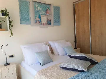 Contemporary Family Villa with Pool in Pula