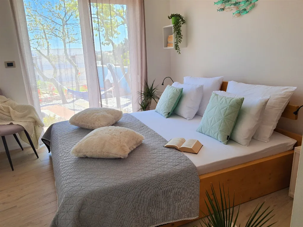 Contemporary Family Villa with Pool in Pula