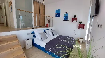 Contemporary Family Villa with Pool in Pula