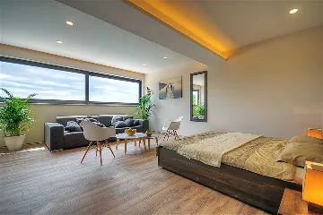 Modern Family Villa with Pool in Višnjan