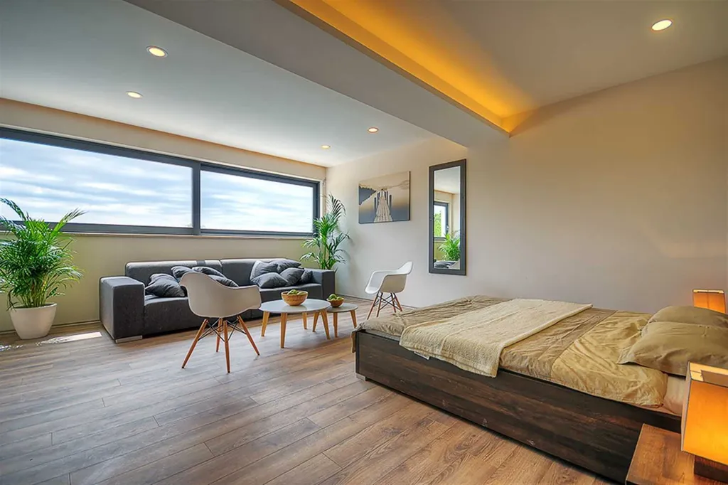 Modern Family Villa with Pool in Višnjan