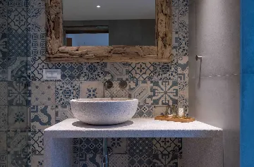 Four Bedroom Seaside Villa with Infinity Pool Selca