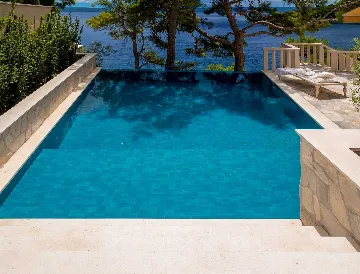 Four Bedroom Seaside Villa with Infinity Pool Selca