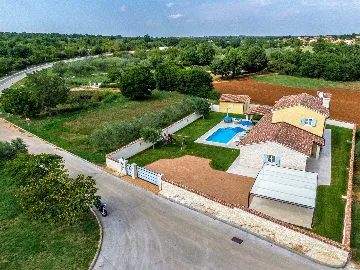 Family Villa with Pool in Krnica Countryside