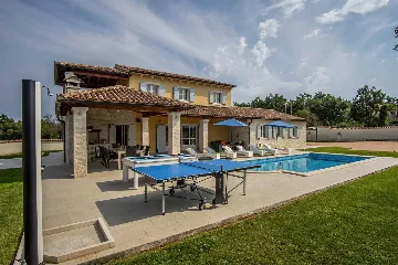 Family Villa with Pool in Krnica Countryside