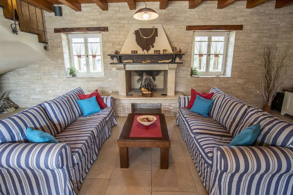 Family Villa with Pool in Krnica Countryside