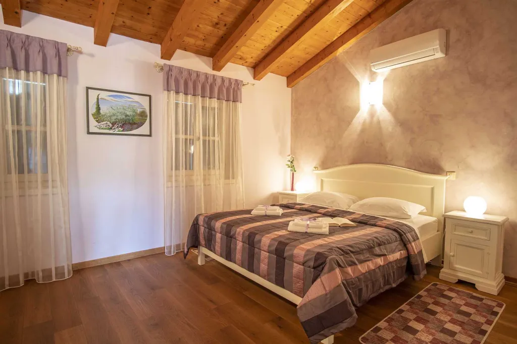 Family Villa with Pool in Krnica Countryside