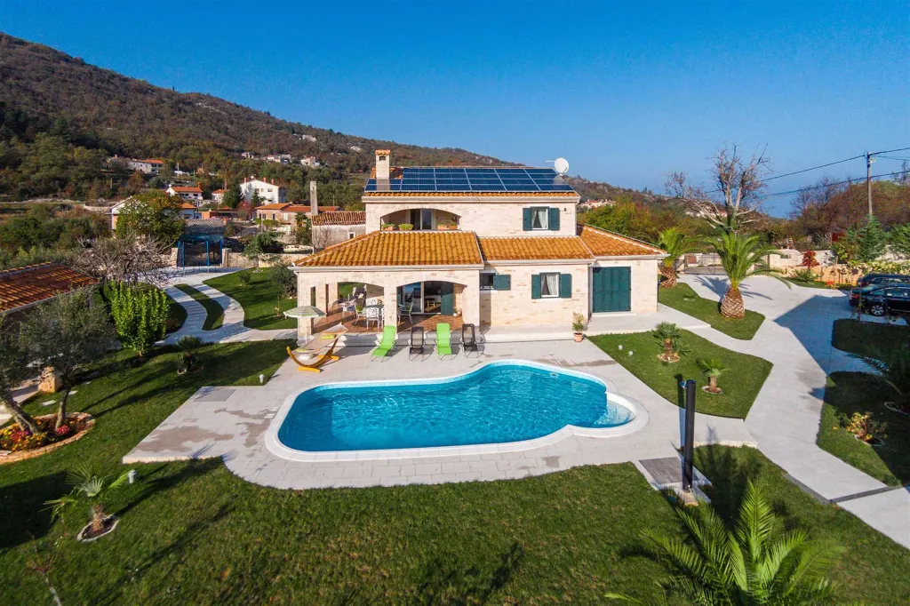 Spacious Villa with Garden and Pool in Opatija
