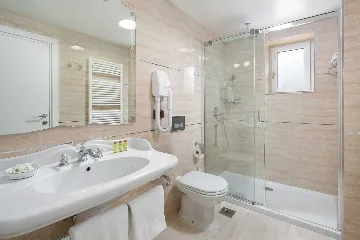 Spacious Villa with Pool and Tennis Court in Labin