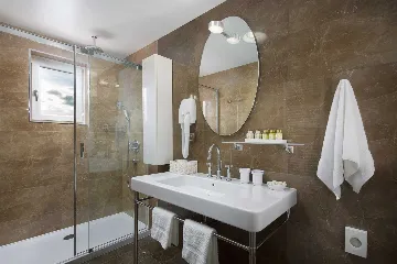 Spacious Villa with Pool and Tennis Court in Labin